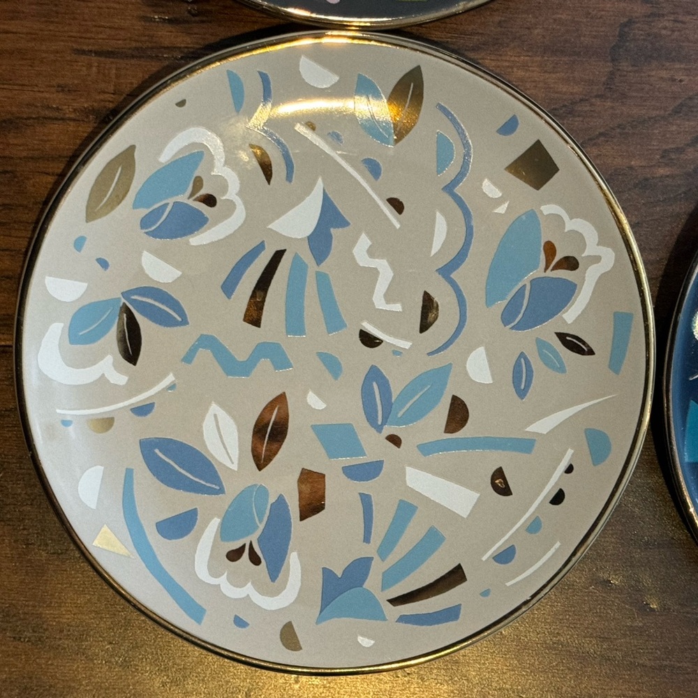 Set of 4 WEST ELM Confetti Pop Art Botanical Desert Plates 6-7/8” diameter - Picture 6 of 8